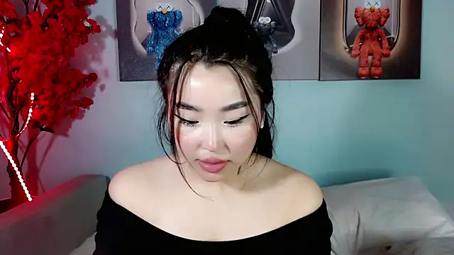 Snapshot of ichiben chatting on 01-24-25, 11:12 ichiben online show from 01-24-25, 11:12