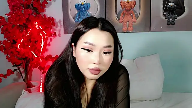 Snapshot of ichiben chatting on 10-08-25, 12:30 ichiben online show from 10-08-25, 12:30