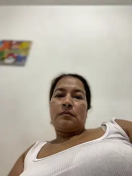 Snapshot of Jlo_69 chatting on 08-03-26, 01:04 Jlo 69 online show from 08-03-26, 01:04