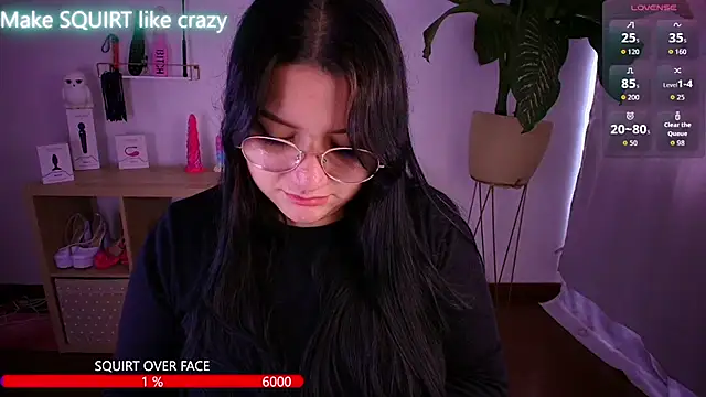 Snapshot of catha_cat chatting on 11-18-25, 06:01 catha cat online show from 11-18-25, 06:01