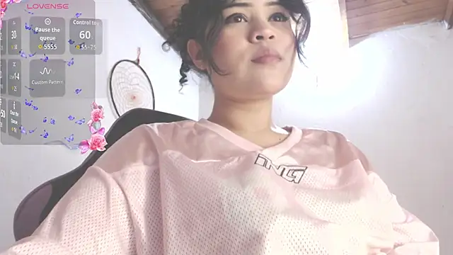 Amara18  online show from 11-10-25, 04:28