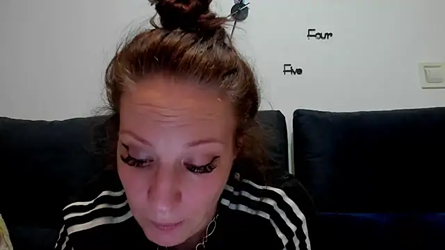 VanessaSquirtt online show from 09-16-25, 05:36