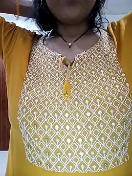 Snapshot of Hot-Shivani chatting on 02-27-25, 02:21 Hot-Shivani online show from 02-27-25, 02:21