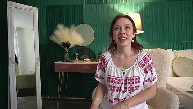HaileyMoonn online show from 07-08-26, 03:55