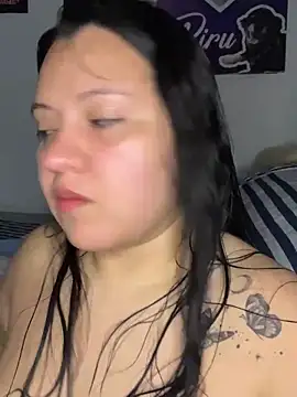dannarossy  online show from 10-17-25, 10:45