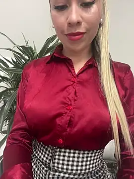 Ammy Castro online show from 02-06-25, 05:51