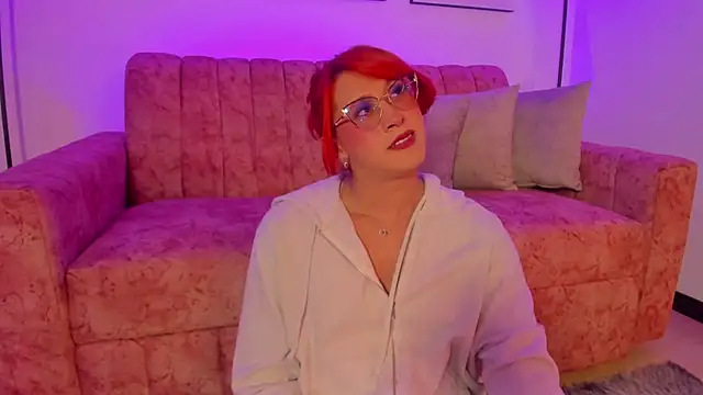 Snapshot of Juliana_Saenzz chatting on 09-11-25, 01:49 Juliana Saenzz online show from 09-11-25, 01:49