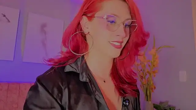 Snapshot of Juliana_Saenzz chatting on 11-25-25, 04:01 Juliana Saenzz online show from 11-25-25, 04:01