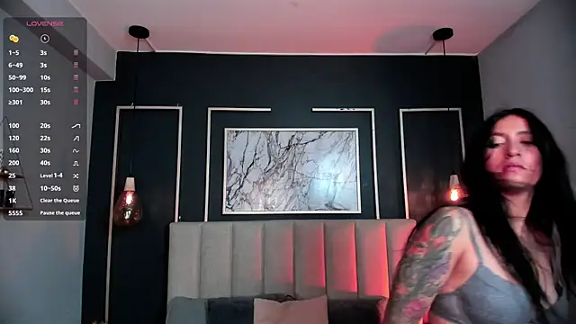 kira moon   online show from 10-06-25, 09:12