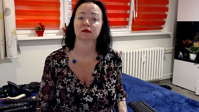 Alexie33 online show from 06-01-26, 07:43