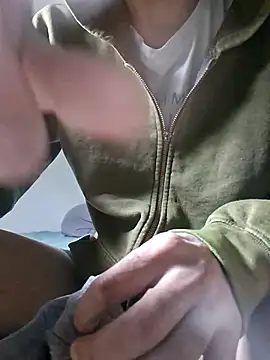 molozeb online show from 12-15-25, 05:55