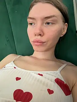 Lisaaa Alisa online show from 06-07-26, 12:31