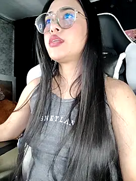 Snapshot of Janna_mnt chatting on 02-07-25, 09:58 Janna mnt online show from 02-07-25, 09:58