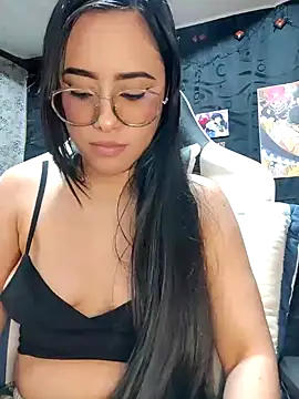 Snapshot of Janna_mnt chatting on 02-08-25, 09:03 Janna mnt online show from 02-08-25, 09:03