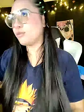 Snapshot of Janna_mnt chatting on 02-10-25, 08:20 Janna mnt online show from 02-10-25, 08:20