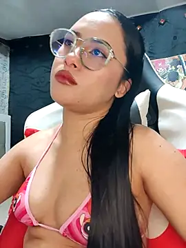 Snapshot of Janna_mnt chatting on 02-13-25, 03:18 Janna mnt online show from 02-13-25, 03:18