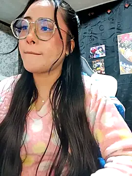 Snapshot of Janna_mnt chatting on 03-18-25, 03:31 Janna mnt online show from 03-18-25, 03:31