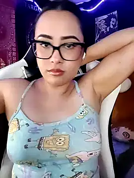 Snapshot of Janna_mnt chatting on 11-07-25, 05:07 Janna mnt online show from 11-07-25, 05:07