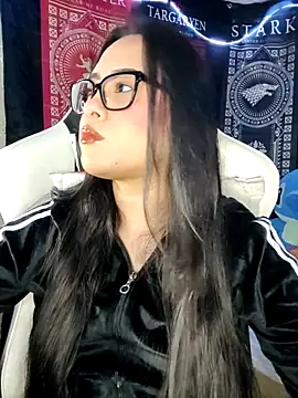 Snapshot of Janna_mnt chatting on 11-13-25, 02:43 Janna mnt online show from 11-13-25, 02:43