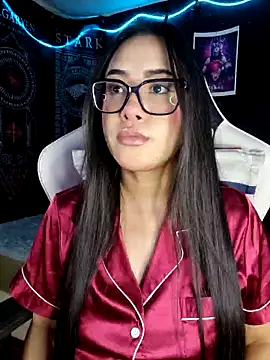 Snapshot of Janna_mnt chatting on 11-14-25, 03:38 Janna mnt online show from 11-14-25, 03:38