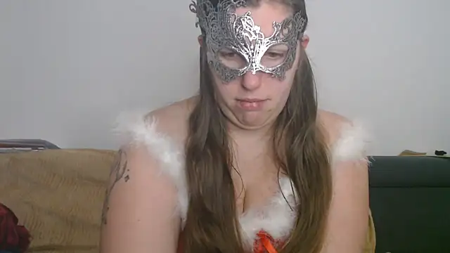 Snapshot of FrancaiseLynne chatting on 12-22-25, 05:32 FrancaiseLynne online show from 12-22-25, 05:32