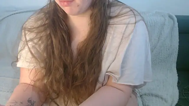 Snapshot of FrancaiseLynne chatting on 03-07-26, 04:04 FrancaiseLynne online show from 03-07-26, 04:04