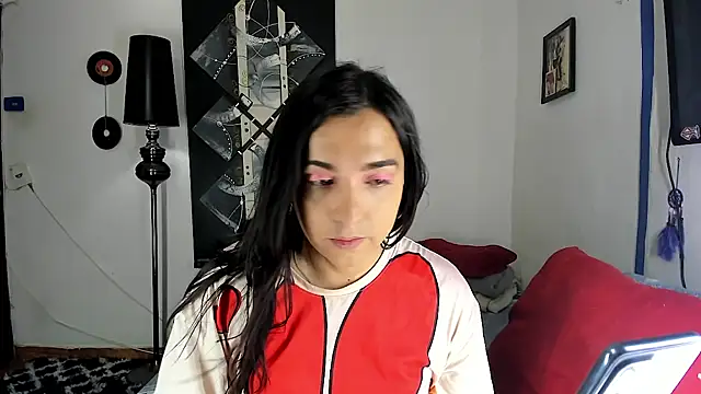 SARAMISHA online show from 04-29-26, 04:44