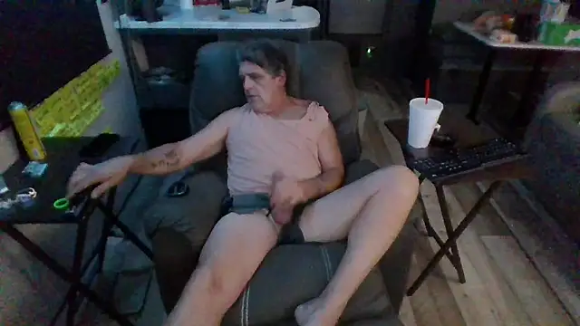 lateniter online show from 10-29-25, 02:25