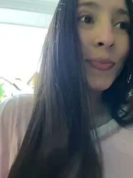 LittleDoll    online show from 11-01-25, 10:23