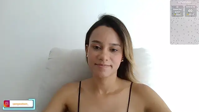 Snapshot of SamanthaWatson chatting on 06-12-26, 06:40 SamanthaWatson online show from 06-12-26, 06:40