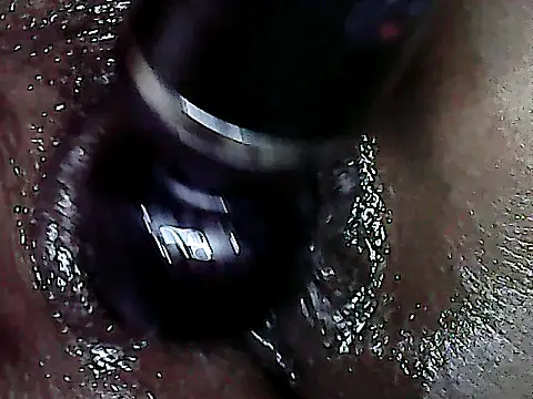 Snapshot of BLACKMAGICCCX chatting on 10-05-25, 10:07 BLACKMAGICCCX online show from 10-05-25, 10:07