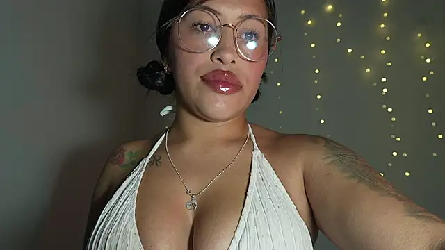 Snapshot of nerak_1a_ chatting on 12-19-25, 07:10 nerak 1a online show from 12-19-25, 07:10