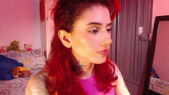 LiliJones  online show from 02-04-25, 09:20