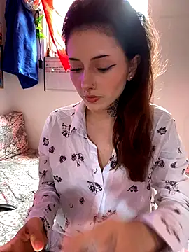 LiliJones  online show from 10-03-25, 05:21