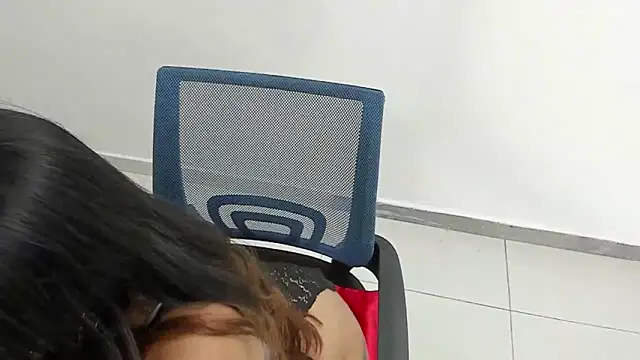 Luna Dumont online show from 03-15-25, 05:15