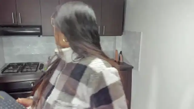 Luna Dumont online show from 04-28-26, 11:04