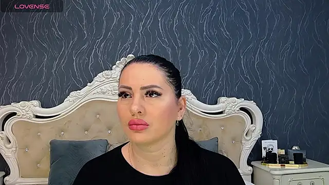 Lauren Saint online show from 02-21-25, 07:56