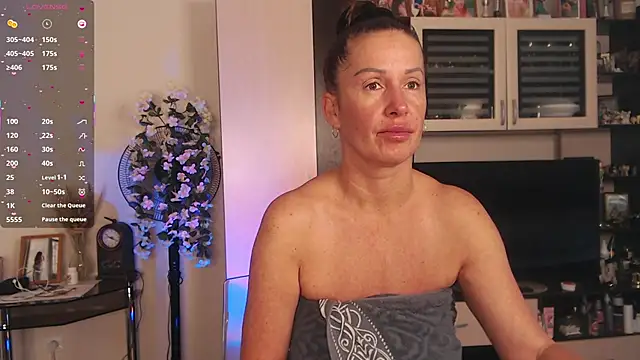 SheilaRyan online show from 11-03-25, 05:20