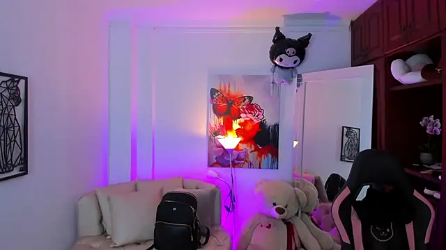 Snapshot of NATAASHA___ chatting on 02-26-25, 02:48 NATAASHA online show from 02-26-25, 02:48