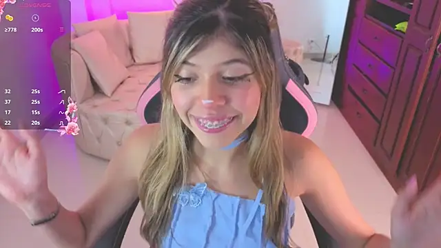 Snapshot of NATAASHA___ chatting on 09-23-25, 02:58 NATAASHA online show from 09-23-25, 02:58