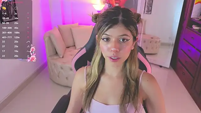 Snapshot of NATAASHA___ chatting on 09-25-25, 06:44 NATAASHA online show from 09-25-25, 06:44