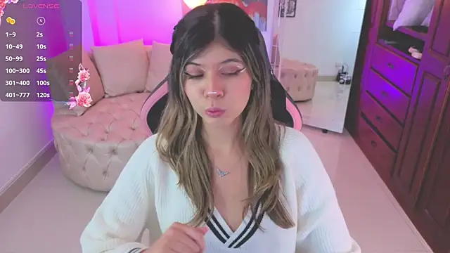 Snapshot of NATAASHA___ chatting on 11-17-25, 03:12 NATAASHA online show from 11-17-25, 03:12