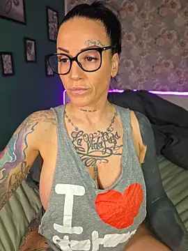 EmilyDiazofficial online show from 04-24-26, 08:17