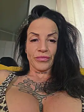 EmilyDiazofficial online show from 07-18-26, 12:53