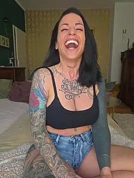 EmilyDiazofficial online show from 07-25-26, 11:41