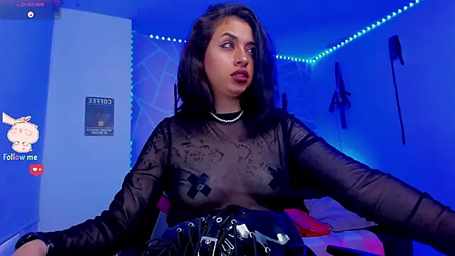 Snapshot of Goddessvenom chatting on 01-13-25, 07:21 Goddessvenom online show from 01-13-25, 07:21