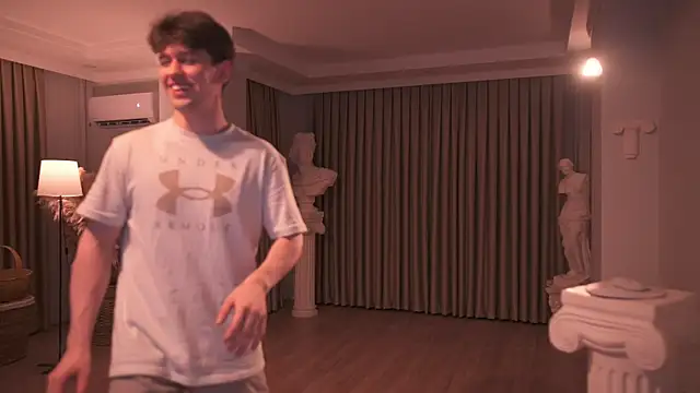 Snapshot of tommyjoyer chatting on 01-14-26, 03:28 tommyjoyer online show from 01-14-26, 03:28