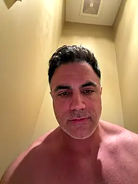 Snapshot of Bad_daddy21 chatting on 01-07-26, 06:49 Bad daddy21 online show from 01-07-26, 06:49