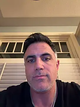 Snapshot of Bad_daddy21 chatting on 03-08-26, 03:10 Bad daddy21 online show from 03-08-26, 03:10