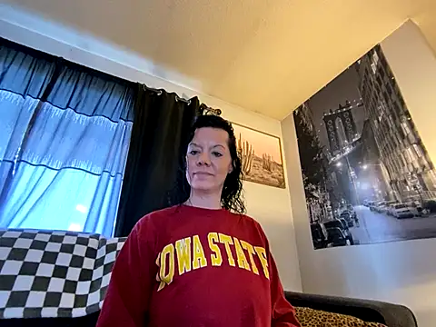 SidneyRaee online show from 12-03-24, 08:17